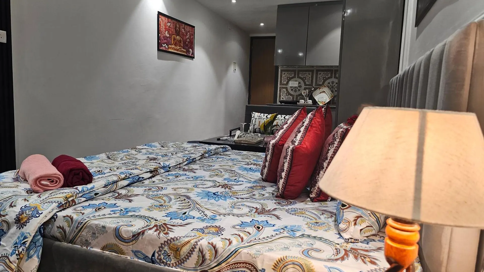 Luxury Cool Flat By Bliss Stay Ghaggar Apartment