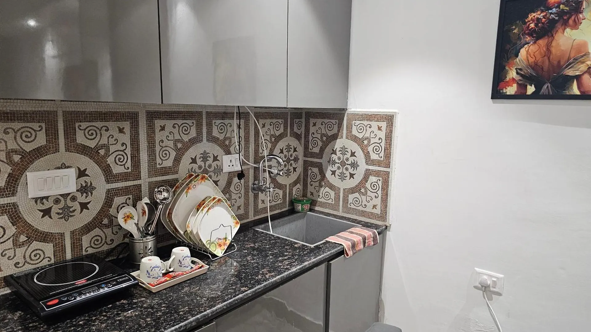 Luxury Cool Flat By Bliss Stay Ghaggar