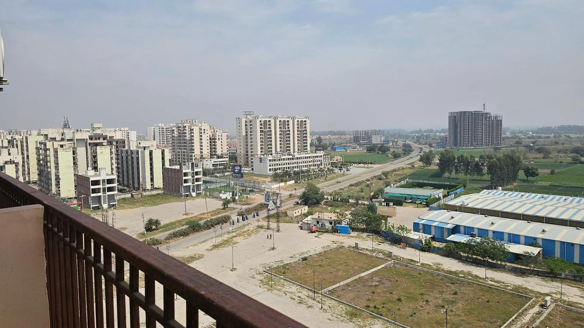 Apartment Luxury Cool Flat By Bliss Stay Ghaggar