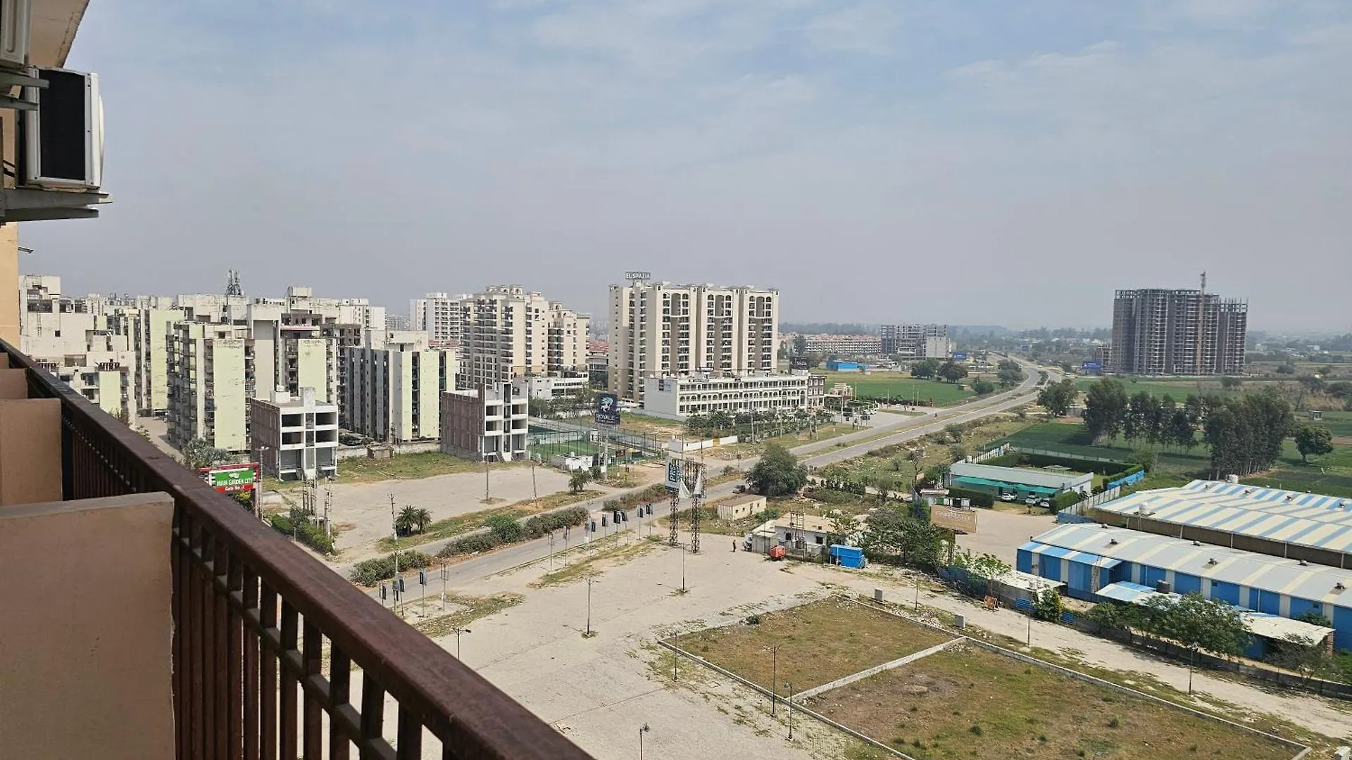 Luxury Cool Flat By Bliss Stay Ghaggar India